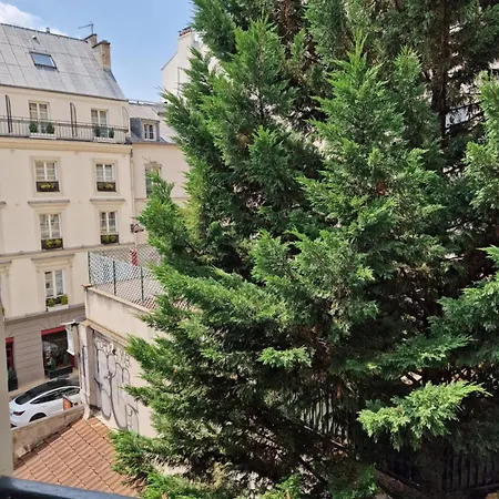 - Montmartre Paris